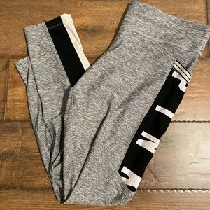 Victoria’s Secret PINK Gray & Black Leggings Size L